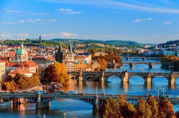 Prag Viyana Turu